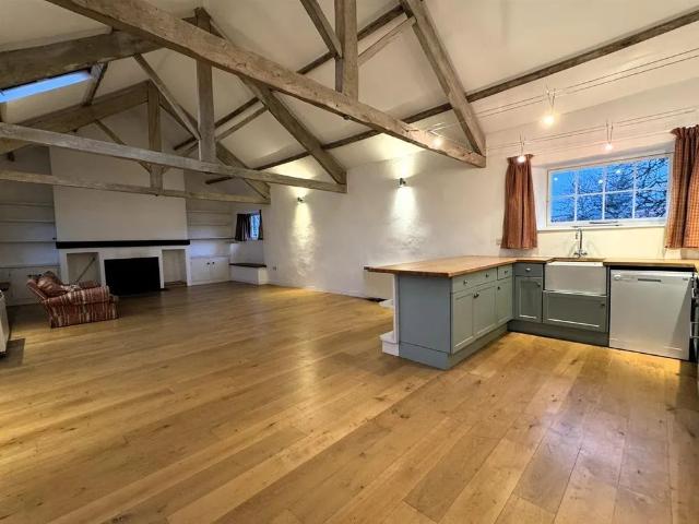 Apartment for rent in Newton St Cyres, Devon