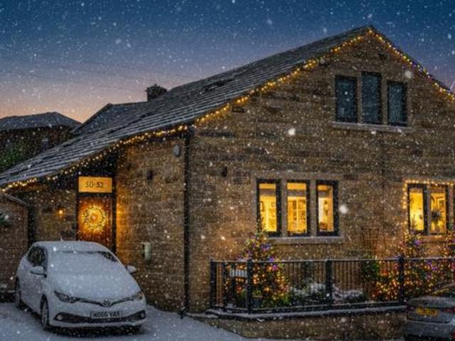 House for sale in Mirfield, West Yorkshire