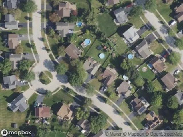 House for sale in Mchenry, Illinois