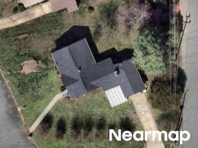House for sale in Pfafftown, North Carolina