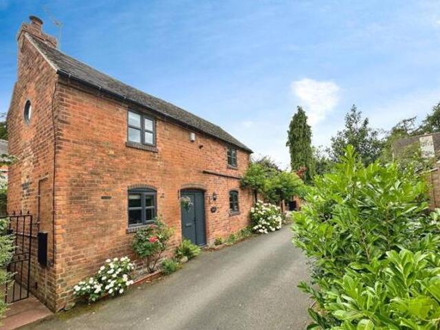 House for sale in Catherine Cross, Bilston