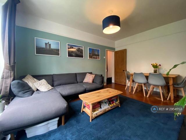 Apartment for rent in Stockwell, Greater London