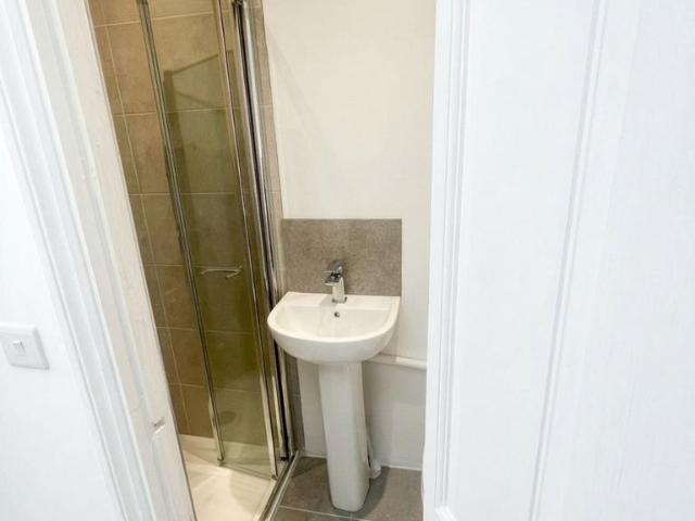 Apartment for rent in Stockwell Park, Greater London