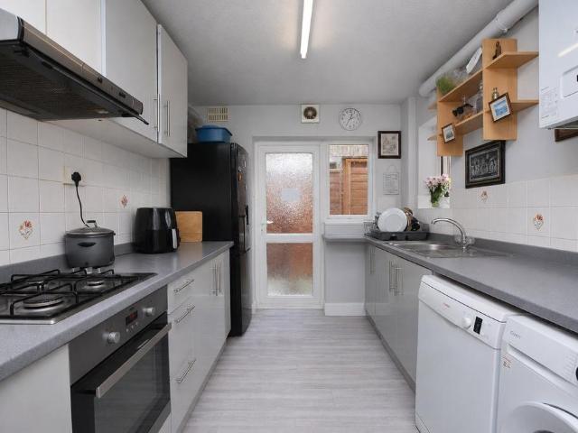 House for rent in Bellfields, Guildford