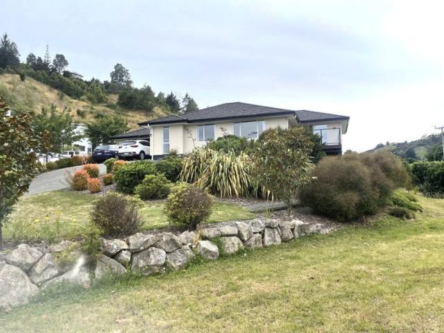 House for rent in Tasman