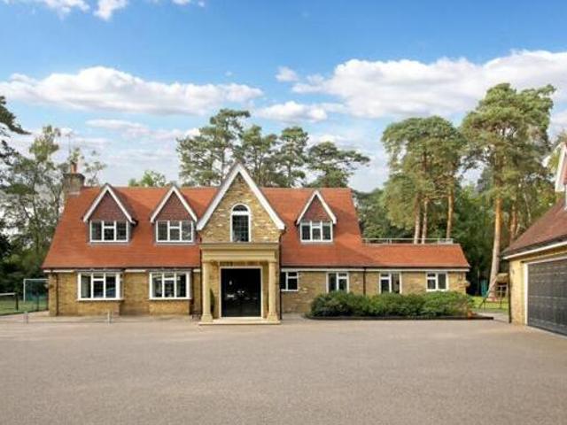House for sale in Lyons, Greater London