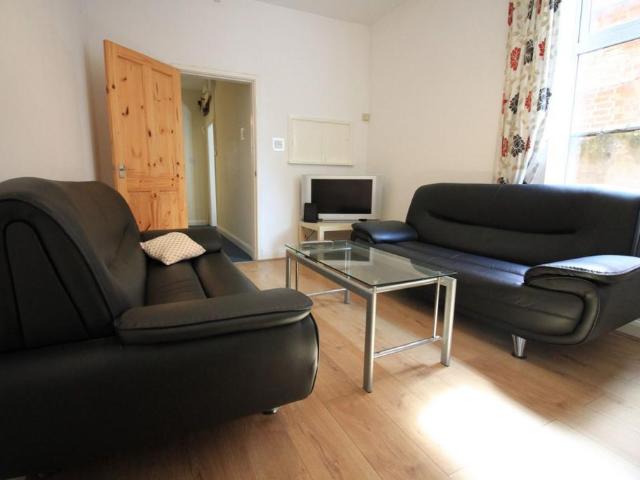 House for rent in Ball Hill, West Midlands