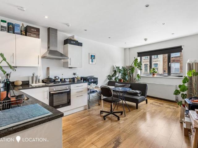 Apartment for rent in West Hackney, Greater London