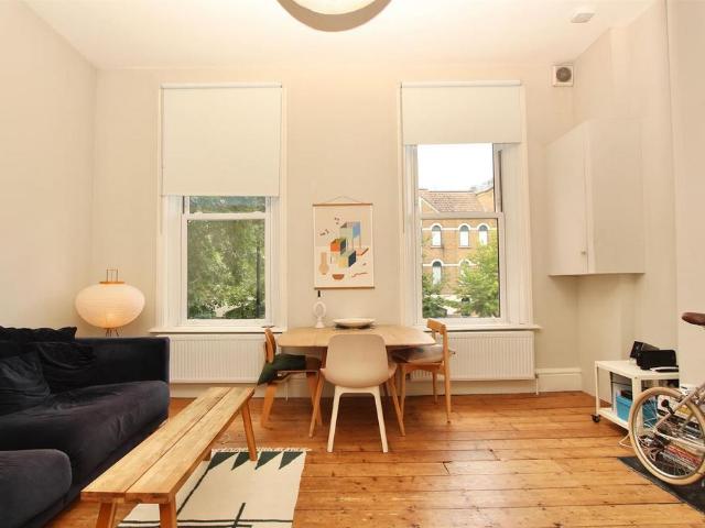 Apartment for rent in West Hackney, Greater London