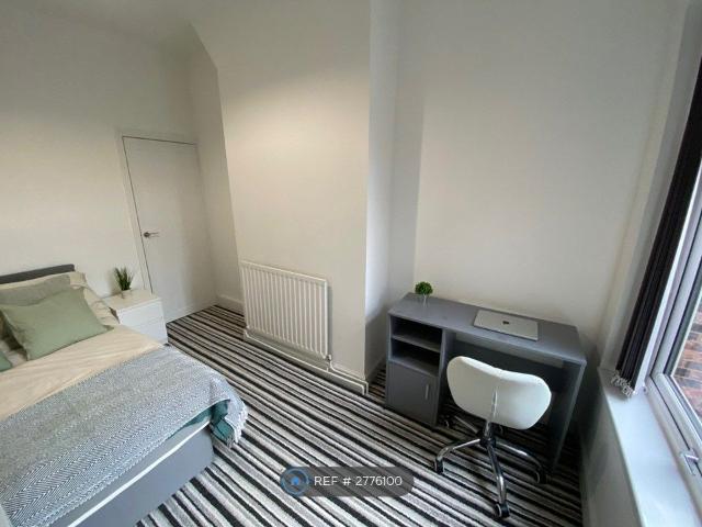 Room for rent in Stoke, Stoke-on-Trent