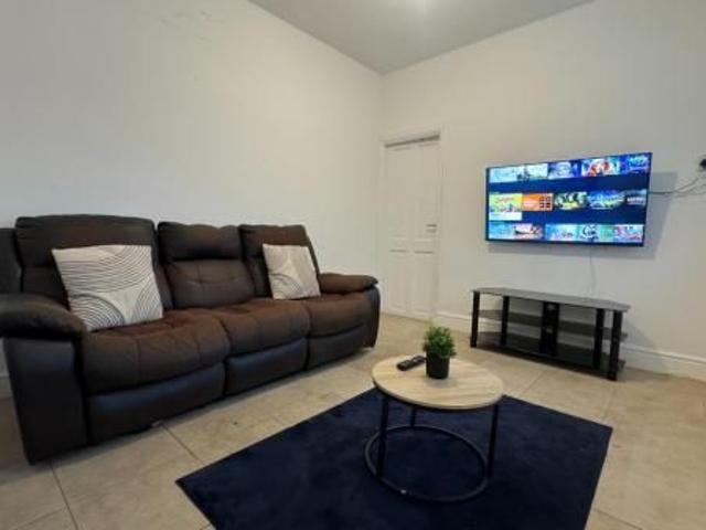 Room for rent in Stoke, Stoke-on-Trent