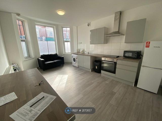 Apartment for rent in Stoke, Stoke-on-Trent