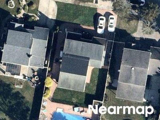 House for sale in Bethpage, New York