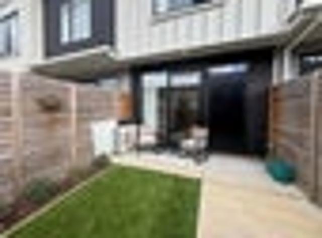 Townhouse for rent in Days Bay, Wellington