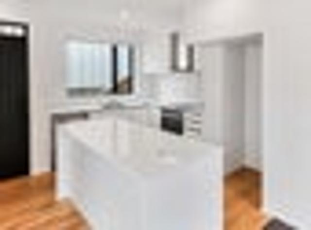 Townhouse for rent in Stokes Valley, Lower Hutt