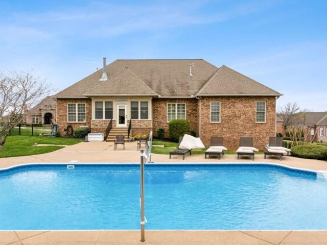 House for sale in Old Hickory