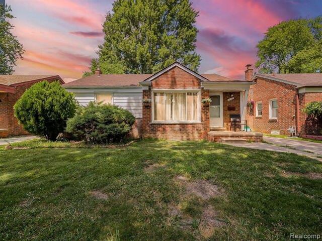 House for sale in Inkster