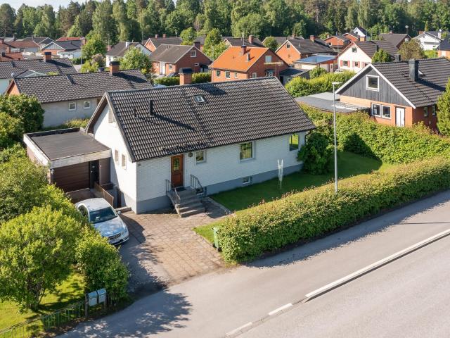 Villa till salu i Örebro