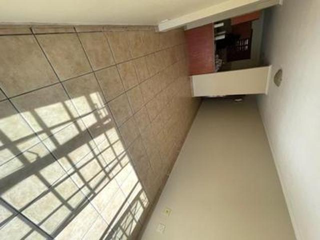 Apartment for sale in Germiston, City of Ekurhuleni Metropolitan Municipality