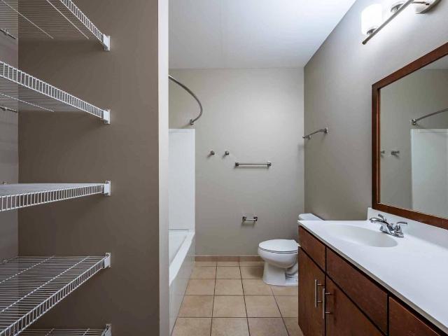 Apartment for rent in Hennepin, Minnesota
