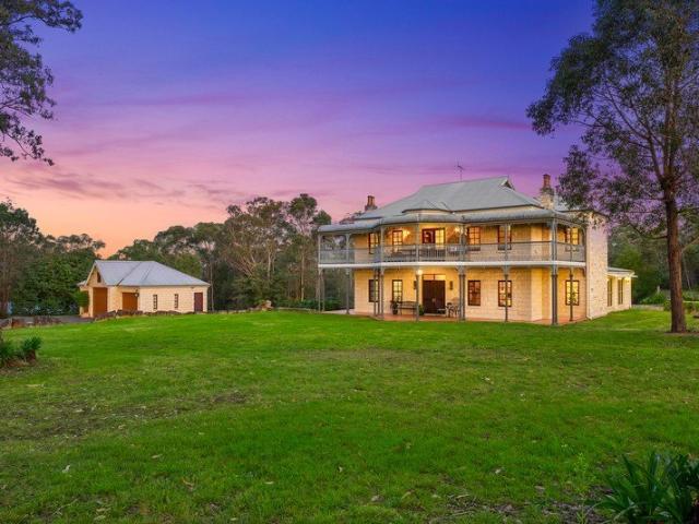 Cottage for sale in Sydney, New South Wales