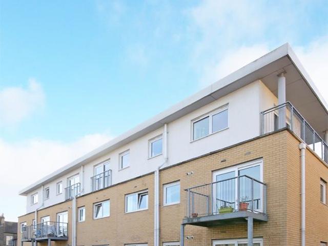Apartment for rent in Maryland, Greater London