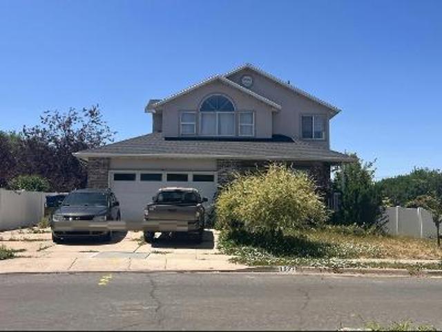 House for sale in Layton, Utah