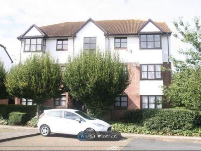Apartment for rent in Worcester Park Estate, Monks Orchard