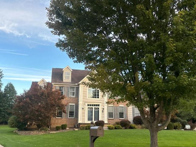 House for sale in Hawthorn of Aurora, Aurora
