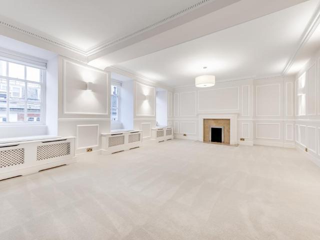 Apartment for rent in East Marylebone, Greater London