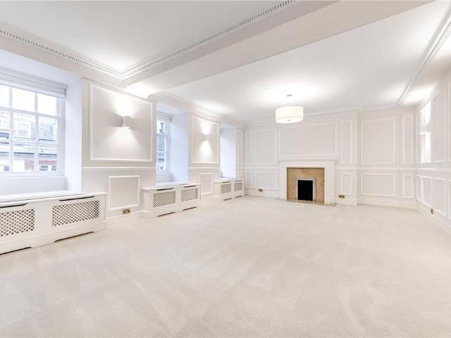 Apartment for rent in East Marylebone, Greater London