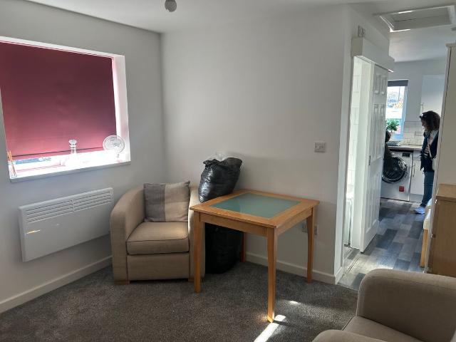 Studio for rent in West Midlands