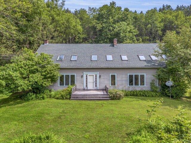 House for sale in Fly Creek