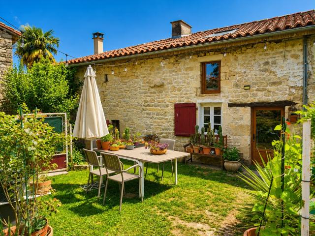 Maison vente à Confolens, Mansle
