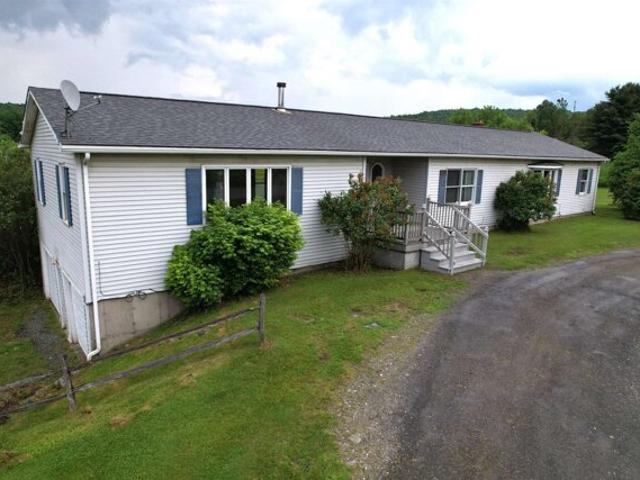 House for sale in Williamstown, Vermont
