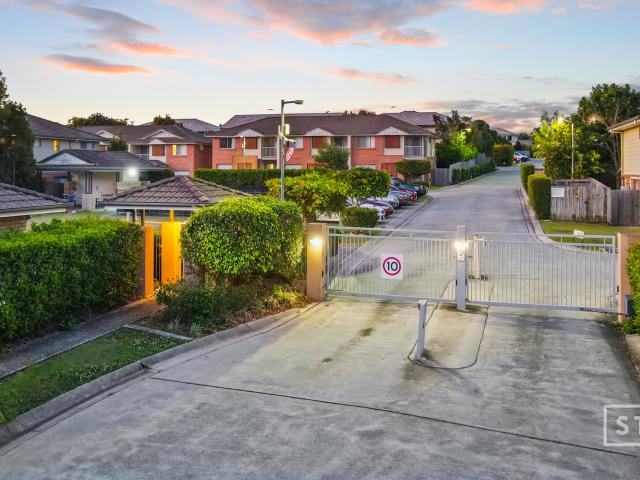 Townhouse for sale in Toombul, Queensland