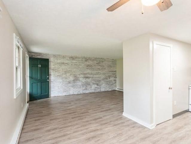 Apartment for rent in Ellington
