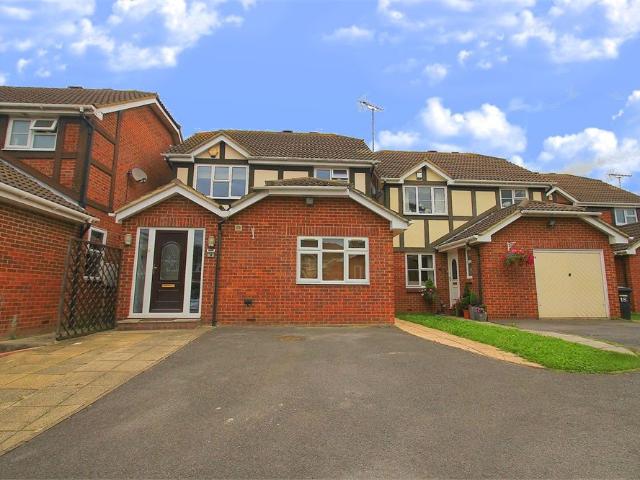 House for rent in Eton