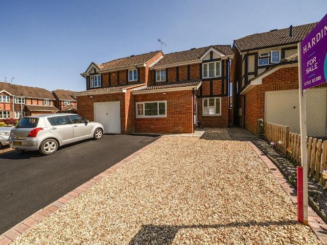Apartment for rent in Eton