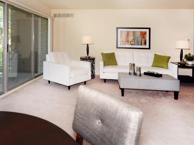 Apartment for rent in Arlington Heights, Illinois