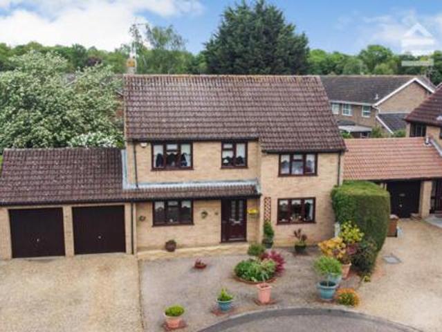 House for sale in Hampton Green, Cambridgeshire