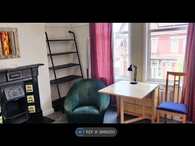 Room for rent in New Brighton, Liscard