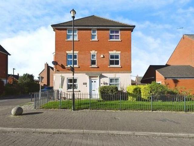 House for sale in New Bilton, Warwickshire