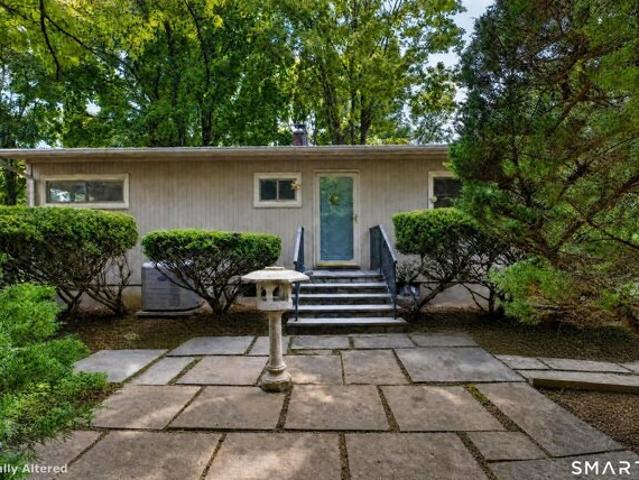 House for sale in Cranbury, Norwalk