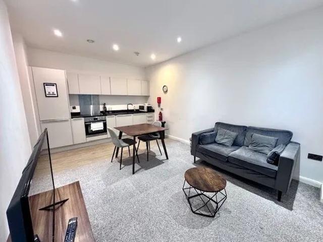 Apartment for rent in The Haulgh, Lee Bank