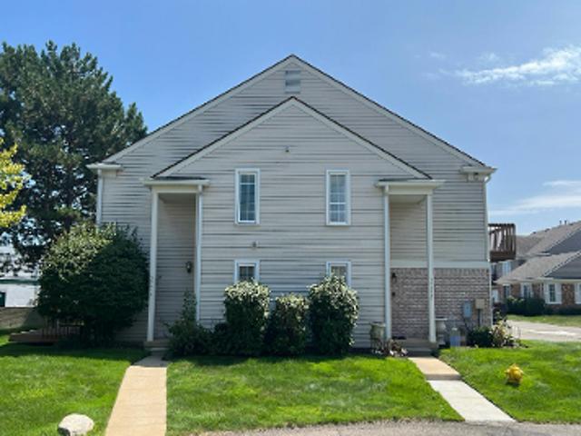 Condo for sale in Clinton Township, Michigan