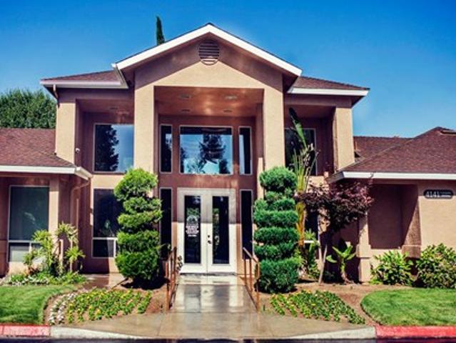 Townhouse for rent in Fresno