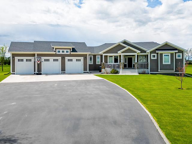 House for sale in Warner, Alberta