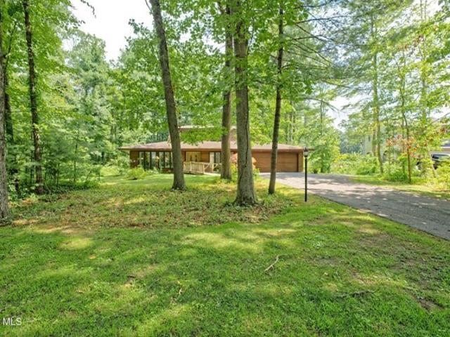 House for sale in Ballston Lake