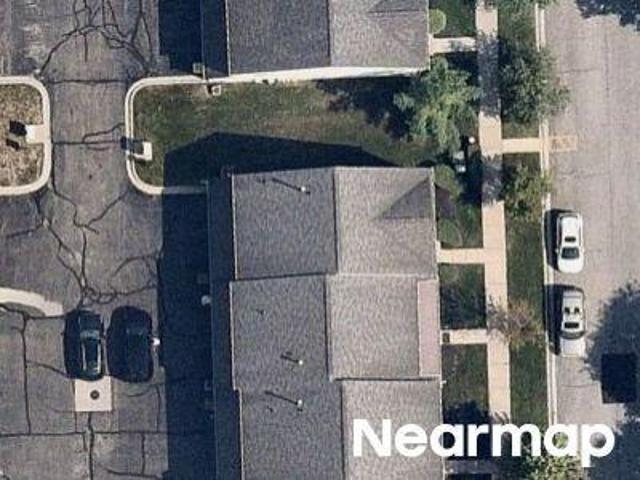 Condo for sale in Pontiac, Michigan